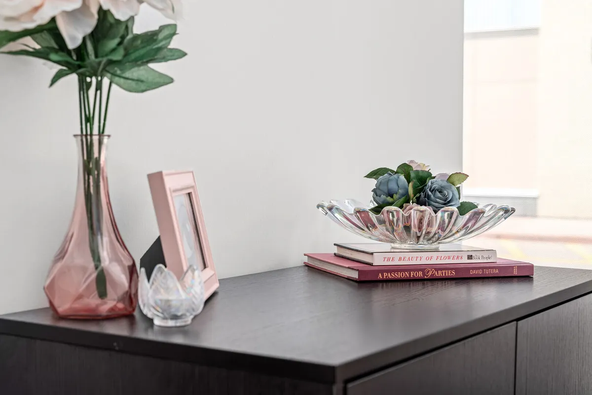 Pink room décor ideas